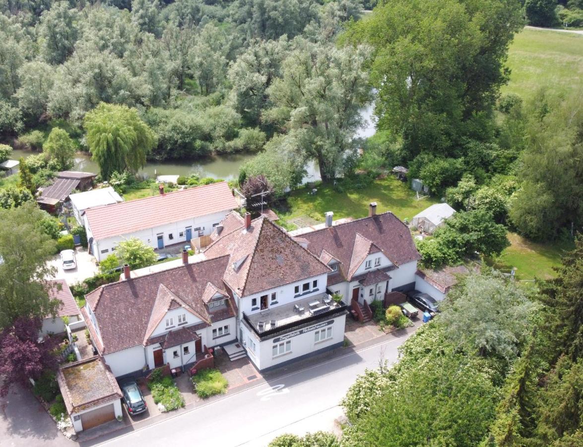 Haus Mediterran - Gemuetliches Ferienhaus 130 M² Fuer Max. 7 Personen Mit Balkon Und Garten Am Bodensee Radolfzell am Bodensee Bagian luar foto